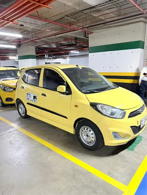Hyundai i10 2013 – Taxi en Bogotá